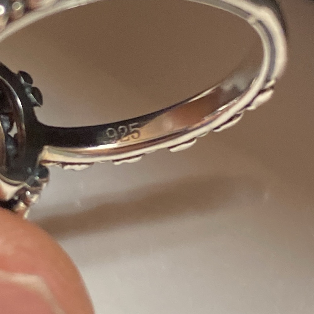 Stephen Dweck Sterling Silver Floral Accents Amethyst Ring - Picture 10 of 11